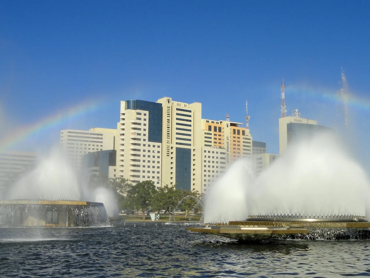 Catedral de Brasília no Brasil para planejamento de residência.